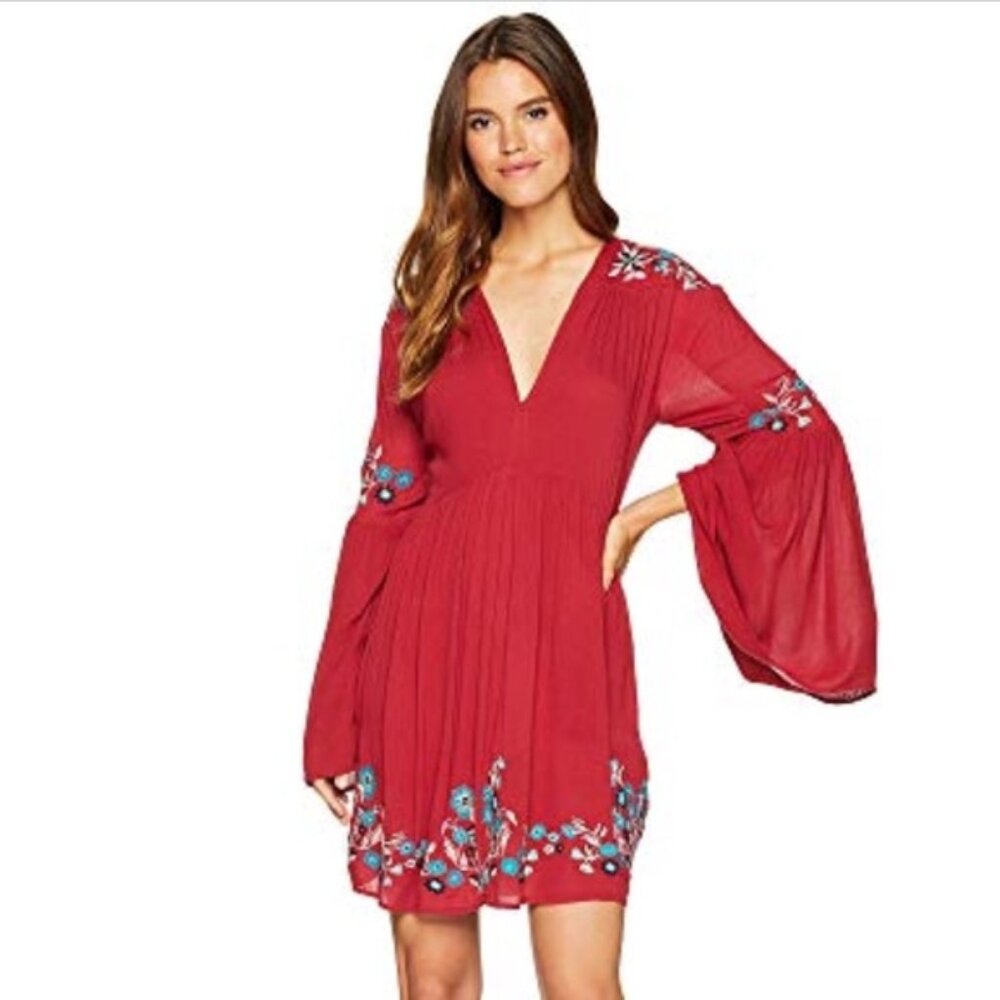 Free People Te Amo Mini Dress Size Small S Red Embroidered NWT Belt Bell Sleeve